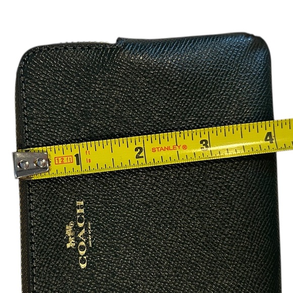 NWT Coach Corner Zip Wristlet in Dark Ivy (Green) - Picture 13 of 13